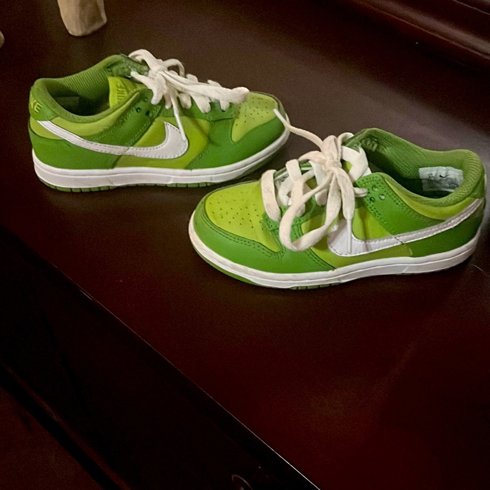 These have only been worn once my child’s feet are too wide